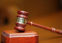 Суд над экс-сенатором Шпигелем пройдет в необычном месте