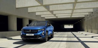 Renault представила новый флагманский кроссовер