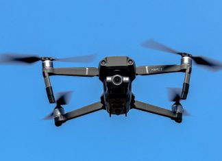 Дронам разрешат летать в городах, сообщил Минтранс