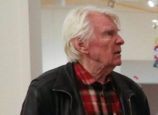 «Мордой вниз летел»: актер Юрий Назаров рассказал о падении и травме в метро