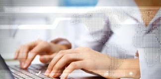 Число интернет-пользователей в России выросло в 100 раз за 25 лет