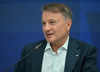 Дефицит IT-специалистов в России будет расти, считает Греф