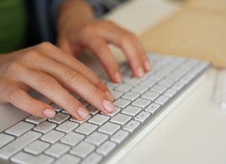 50 девушек влюбились в мужчину, который оказался женщиной