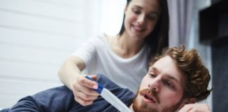 Замуж или за порог: россиянки проверяют мужчин фальшивыми тестами на беременность