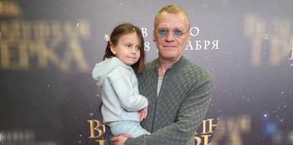 Алексей Серебряков неприлично рассказал о Новом годе и показал внучку