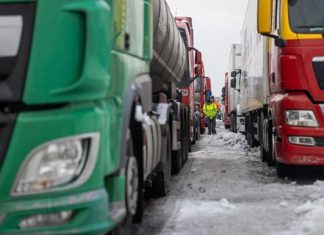 В очередях на границе более 5 тыс. грузовиков — ГПСУ