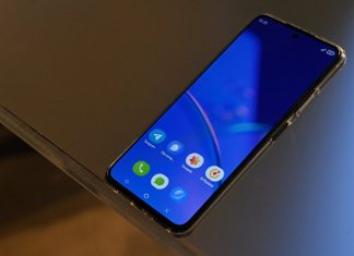 В России представили отечественный смартфон Р-ФОН