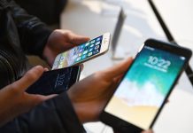 Смартфоны Apple не вышли в лидеры по продажам в России в 2023 году