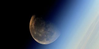 Китай вывел на орбиту первый в мире коммерческий спутник с ИИ