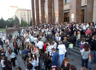 Оживились мошенники, предлагающие решения ЕГЭ и «бюджет» для поступления