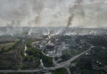 Россияне ведут атаку на Волчанск — Генштаб