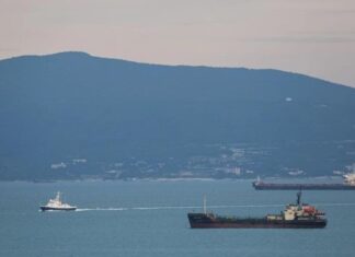 РФ вывела из Новороссийска около 25 боевых кораблей — соцсети