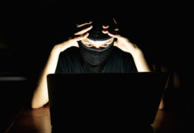 «Здравcтвуйте, я ваша начальница»: сетевые мошенники научились проникать в закрытые чаты