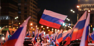 Можно ли научить патриотизму: как из горького миндаля сделать персик