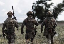 Ежемесячно армию пополняют 6,5 тысячи добровольцев