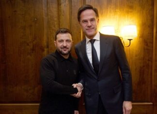 Зеленский обсудил войну в Украине с Рютте