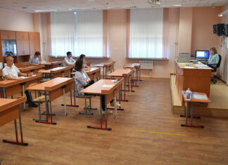 Что изменит принятый в Госдуме закон о пилотном «сокращенном ОГЭ»