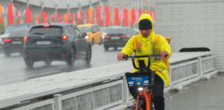 Взялись за велокурьеров: более 5000 нарушений выявлено за три дня