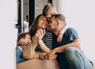 Родители школьников спорят о семьеведении: мнения отцов и матерей резко разошлись