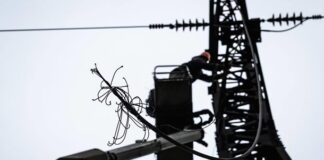 Отключения в Херсоне и трех областях — Укренерго