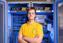 Июнь для молодых людей — время окончания школы и выбора дальнейшего жизненного пути