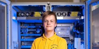 Июнь для молодых людей — время окончания школы и выбора дальнейшего жизненного пути