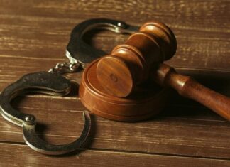 Похитителю «Эротики» и иконы «Похвала Богородицы» скостили срок более чем в два раза