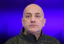 Захар Прилепин возглавил рейтинг самых упоминаемых в Интернете русских писателей