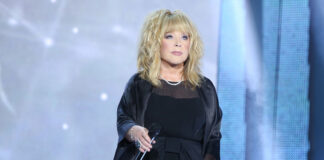 «Только попробуйте»: Пугачева в Латвии пригрозила европейским журналистам