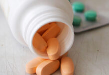 Названы основные препараты, которые должны быть в дорожной аптечке