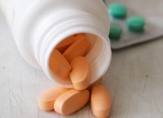 Названы основные препараты, которые должны быть в дорожной аптечке