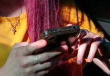 Киберполицейские рассказали, как девушкам распознать мошенников на сайтах знакомств