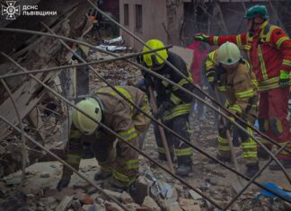 Появились кадры первых минут удара по Львовщине