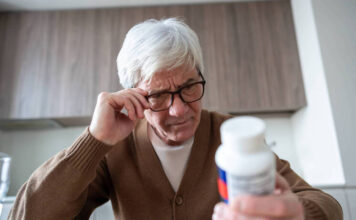 Обнаружена новая удивительная причина деменции: происходит за десятилетия до появления симптомов