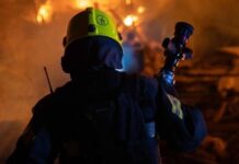 Взрывы и пожар: Николаев атакуют вражеские шахеды