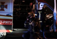 РФ попала в многоэтажный дом в Броварах, есть раненые