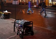 Укрэнерго снова задействовало аварийные отключения