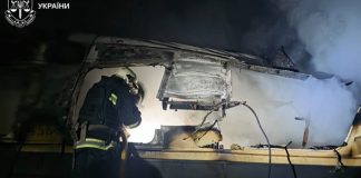 Удар по поезду: фрагменты тел принадлежат 6 людям