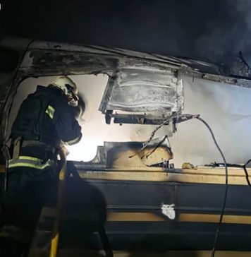 Удар по поезду: фрагменты тел принадлежат 6 людям