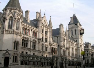 Брат обвинил собственную сестру в растрате многомиллионного наследства магнатки недвижимости