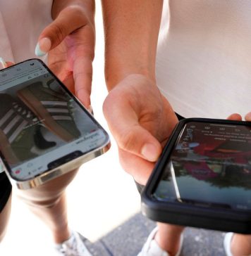 Подростки жиреют и тупеют от соцсетей: ждать ли нового запрета