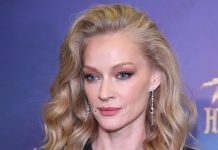 «СССР жив!»: мать актрисы Светланы Ходченковой удивила судью советским паспортом