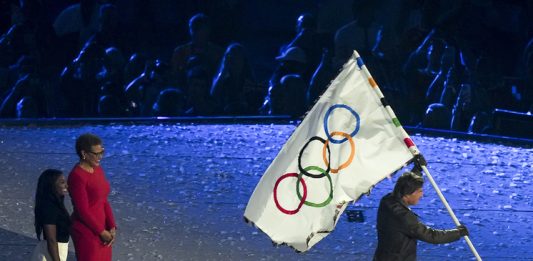 «Маяк для своих»: почему МОК освещает одних, а других тушит без сожаления